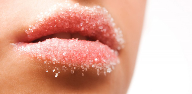 lip-scrub